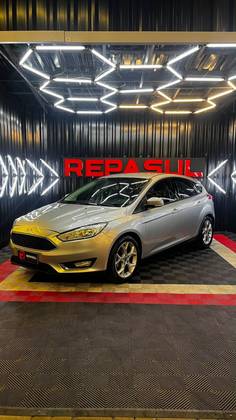 FORD FOCUS 2.0 SE PLUS 16V FLEX 4P POWERSHIFT FORD FOCUS 2.0 SE PLUS 16V FLEX 4P POWERSHIFT